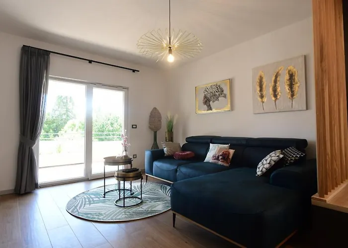 Luxury Vabriga *